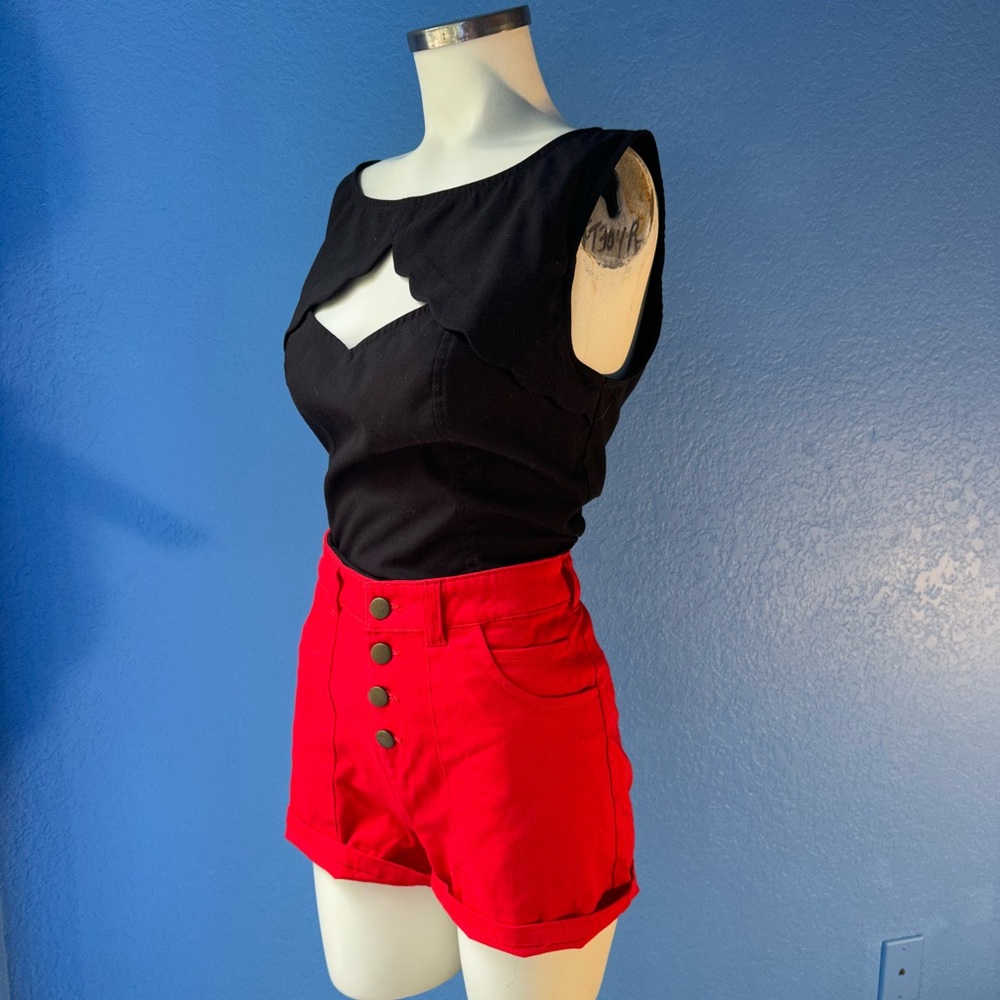 NWOT Versatile Vision ModCloth Shorts - small - Picture 5 of 5